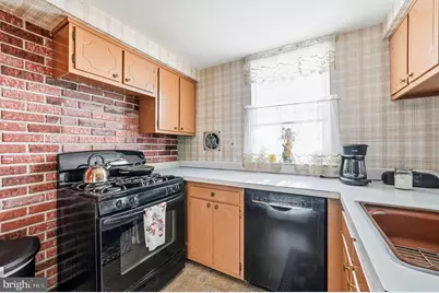 8900 Alton Street, Philadelphia, PA 19115 - Photo 11