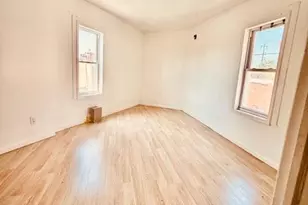 240 W Glenwood Ave, Philadelphia, PA 19140 - Photo 7