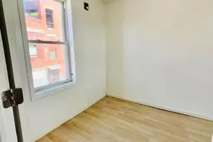 240 W Glenwood Ave, Philadelphia, PA 19140 - Photo 11