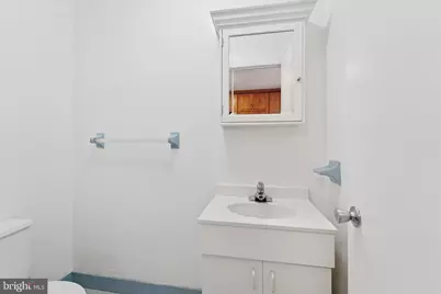 855 N 28th Street #B, Philadelphia, PA 19130 - Photo 7