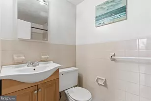 1337 E Snyder Ave, Philadelphia, PA 19148 - Photo 15