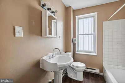 301 W York Street, Philadelphia, PA 19133 - Photo 5