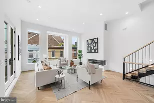 1242 E Oxford St, Philadelphia, PA 19125 - Photo 17