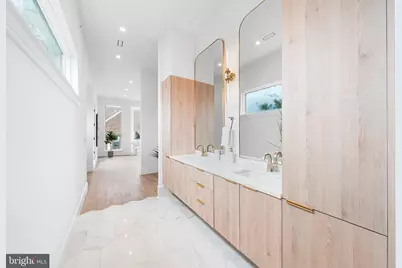 1242 E Oxford Street, Philadelphia, PA 19125 - Photo 49