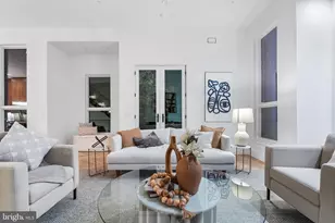 1242 E Oxford St, Philadelphia, PA 19125 - Photo 21