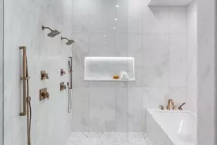 1242 E Oxford St, Philadelphia, PA 19125 - Photo 47