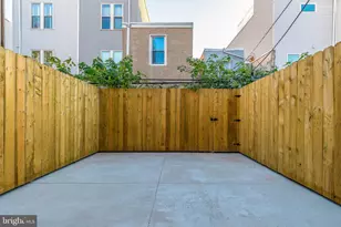 1930 Gerritt St, Philadelphia, PA 19146 - Photo 21