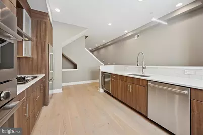 152 N Front Street, Philadelphia, PA 19106 - Photo 5