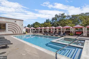 201 N 8th St, Philadelphia, PA 19106 - Photo 33