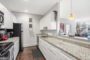 201 N 8th St, Philadelphia, PA 19106 - Photo 7