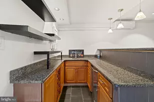 2006 Ellsworth St, Philadelphia, PA 19146 - Photo 11