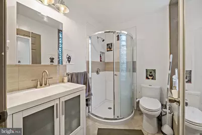 653 N 33rd Street, Philadelphia, PA 19104 - Photo 11