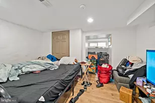 653 N 33rd St, Philadelphia, PA 19104 - Photo 15