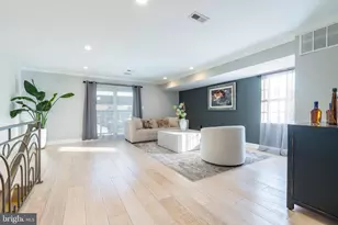 939 New Market St, Philadelphia, PA 19123 - Photo 17