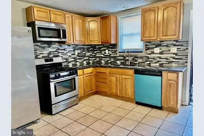 2445 E Huntingdon Street, Philadelphia, PA 19125 - Photo 5