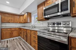 15023 Worthington Rd, Philadelphia, PA 19116 - Photo 7