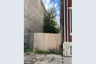 628 N 12th Street, Philadelphia, PA 19123 - Photo 3