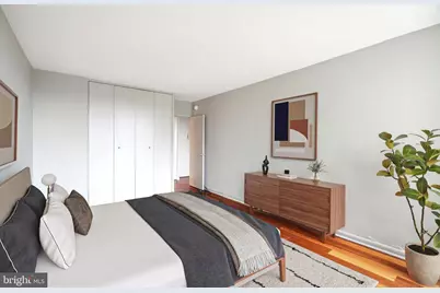 220 Locust Street #3H, Philadelphia, PA 19106 - Photo 15