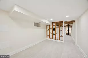 941 S 50th St, Philadelphia, PA 19143 - Photo 31