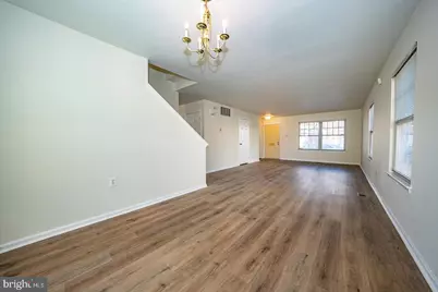 1331 S Lawrence Street, Philadelphia, PA 19147 - Photo 5