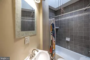 2500 E Oakdale St, Philadelphia, PA 19125 - Photo 19