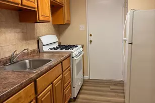 2201 Strahle St, Philadelphia, PA 19152 - Photo 5