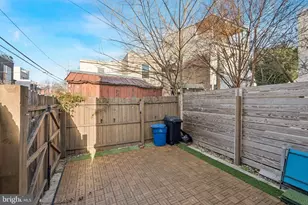 1633 E Berks St, Philadelphia, PA 19125 - Photo 23