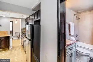 2135 Walnut St, Philadelphia, PA 19103 - Photo 3