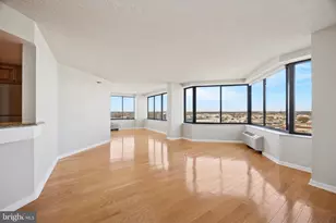 2001 Hamilton St, Philadelphia, PA 19130 - Photo 3