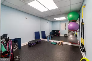 2001 Hamilton St, Philadelphia, PA 19130 - Photo 21