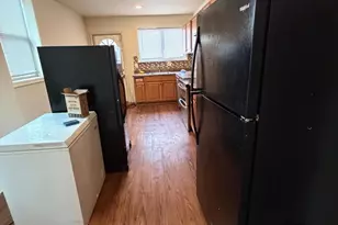 411 N 59th St, Philadelphia, PA 19151 - Photo 7