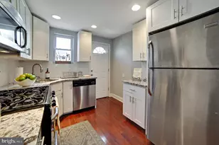 2117 Titan St, Philadelphia, PA 19146 - Photo 9