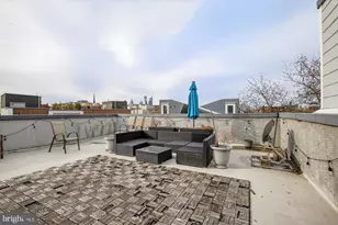 946 N 2nd St, Philadelphia, PA 19123 - Photo 29