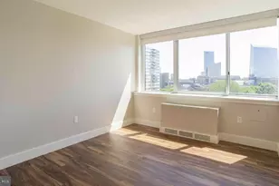 2200 Benjamin Franklin Pkwy, Philadelphia, PA 19130 - Photo 23