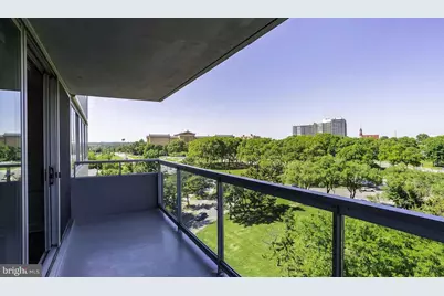 2200 Benjamin Franklin Parkway #1B-W1808, Philadelphia, PA 19130 - Photo 5