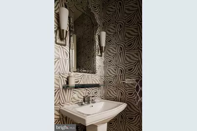 130 S 18th Street #1804, Philadelphia, PA 19103 - Photo 7