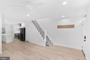 944 N Randolph St, Philadelphia, PA 19123 - Photo 5