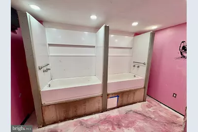 1607 E Wadsworth Avenue, Philadelphia, PA 19150 - Photo 13