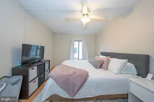 765 N Ringgold St, Philadelphia, PA 19130 - Photo 9