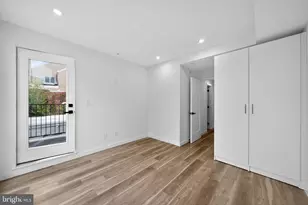 1527 Ogden St, Philadelphia, PA 19130 - Photo 13