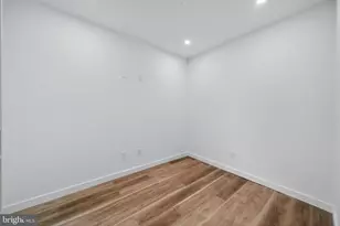 1527 Ogden St, Philadelphia, PA 19130 - Photo 11