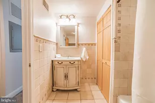 627 N 18th St, Philadelphia, PA 19130 - Photo 27