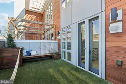 207 S 22nd Street, Philadelphia, PA 19103 - Photo 33