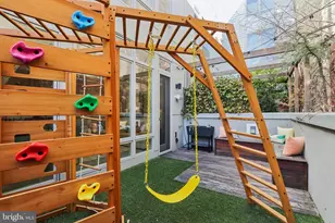 207 S 22nd St, Philadelphia, PA 19103 - Photo 15