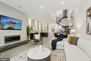 207 S 22nd St, Philadelphia, PA 19103 - Photo 5