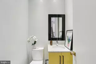 207 S 22nd St, Philadelphia, PA 19103 - Photo 11