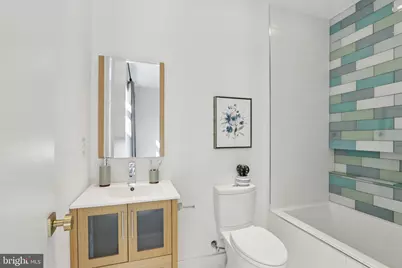 207 S 22nd Street, Philadelphia, PA 19103 - Photo 41