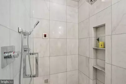 207 S 22nd Street, Philadelphia, PA 19103 - Photo 31