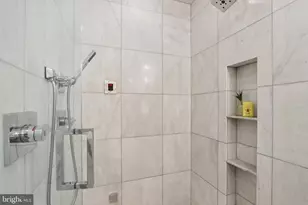 207 S 22nd St, Philadelphia, PA 19103 - Photo 31