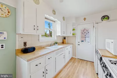 2818 Sandyford Avenue, Philadelphia, PA 19152 - Photo 7